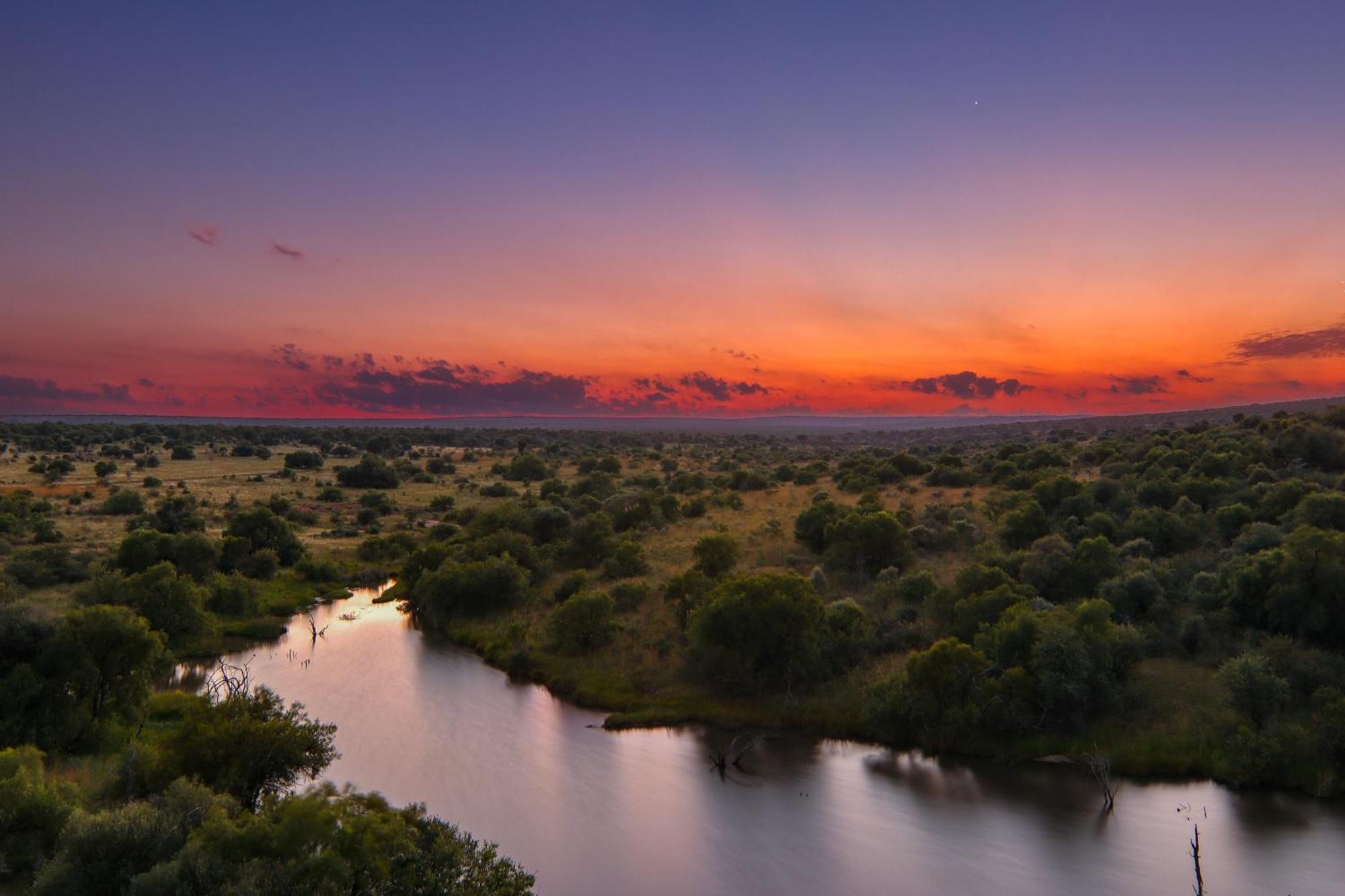 Cliffhanger Lodge Mabula Game Reserve 外观 照片