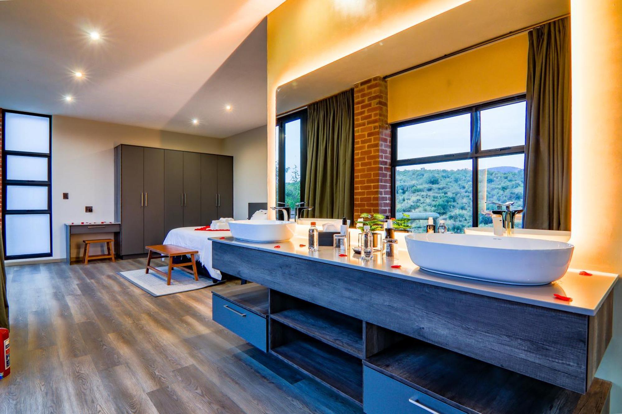 Cliffhanger Lodge Mabula Game Reserve 外观 照片
