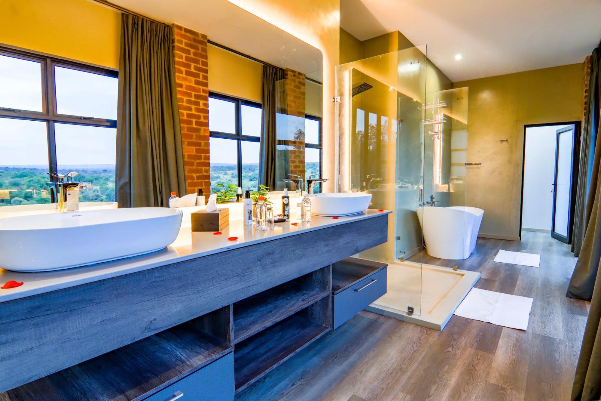 Cliffhanger Lodge Mabula Game Reserve 外观 照片