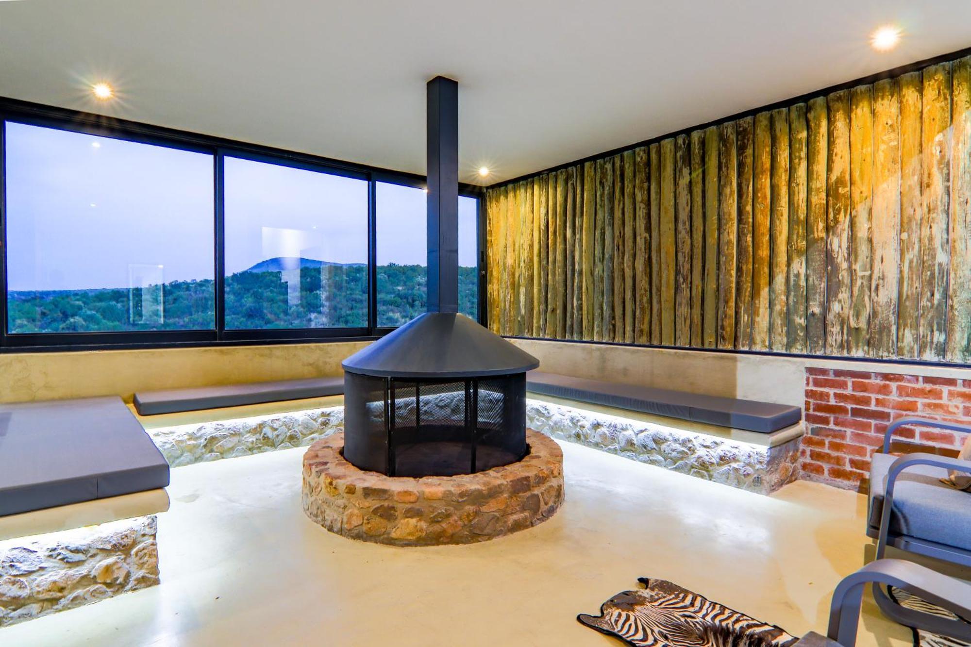 Cliffhanger Lodge Mabula Game Reserve 外观 照片